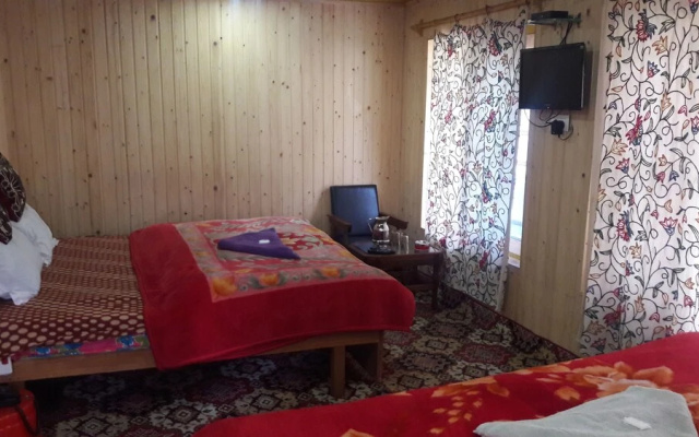 Hotel Bright Palace