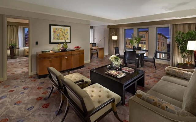 Mandarin Oriental, Boston