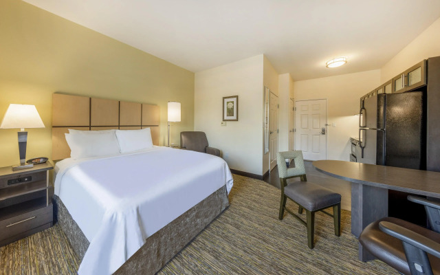 Candlewood Suites Springfield-Medical District