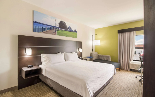 Clarion Pointe New Bern