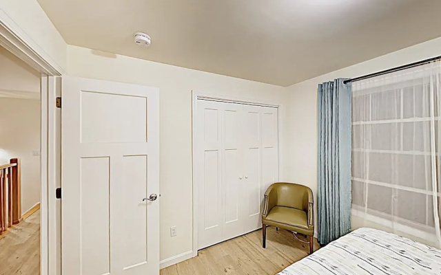 36 Southport - 4 Br Home