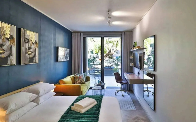 Chic Rosebank Studio, Walk to Mall &gautrain