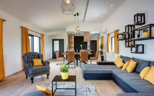 Radola Residence