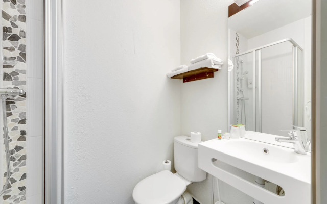 Ibis Annecy Cran Gevrier Hotel