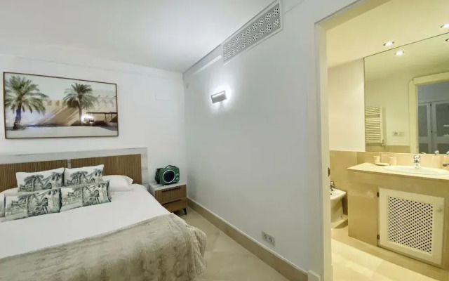 YOLO Spaces - Sotogrande Marina Luxury Apartment