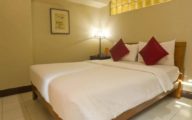 Artina Suites Hotel