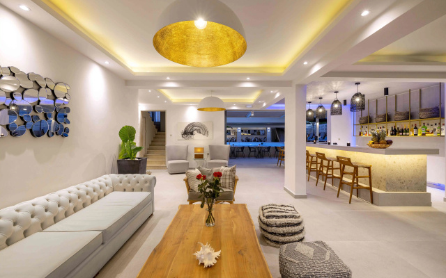 La Stella Suites