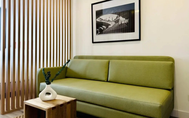 w Elegant Loft w Balcony in Santa B Rbara
