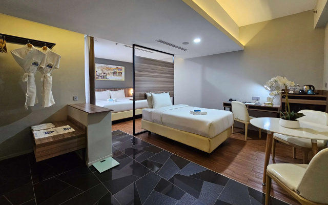 Days Hotel and Suites Fraser Business Park KL