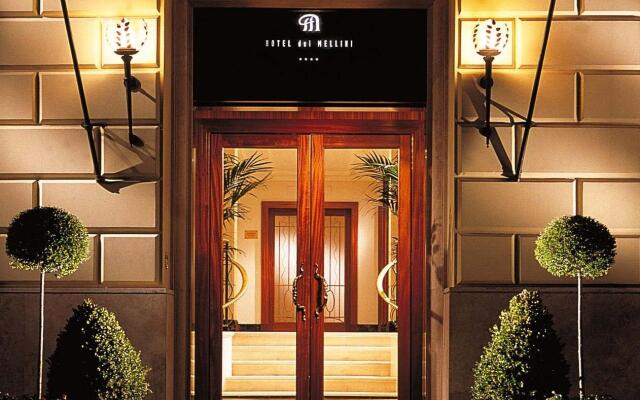 Hotel Dei Mellini вид на фасад