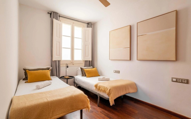 Ronda Sant Pere Private City Center 3Bedroom Suite C