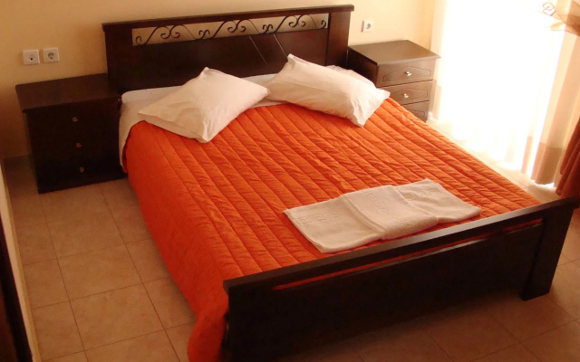 Toulas Apartments