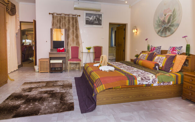 Отель Relaxing Palm Pool Villa комната для гостей