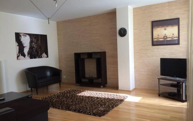 Апартаменты Allika Apartment Таллин комната для гостей