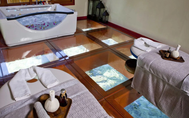 Huma Island Resort and Spa