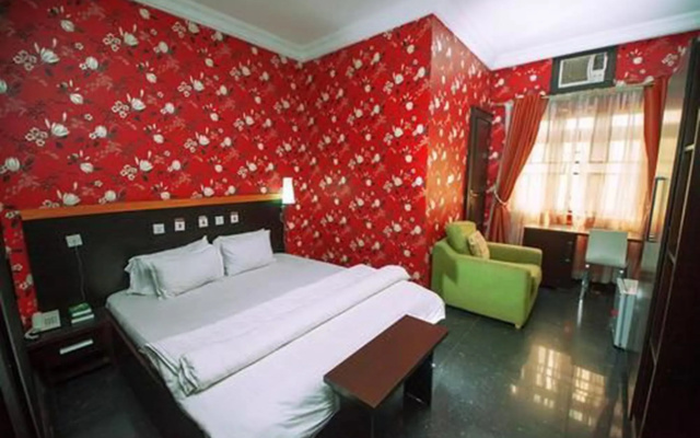 Grace Manor Hotels and Suites