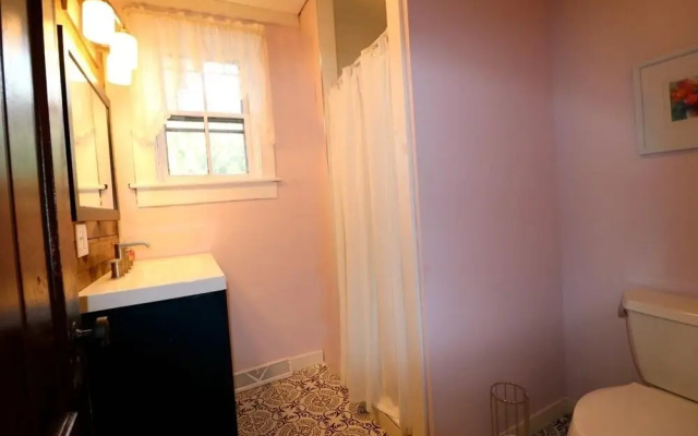 The Francis Rose House 3 Bedroom Home by Redawning