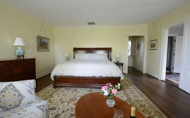 Woodville Bed and Breakfast