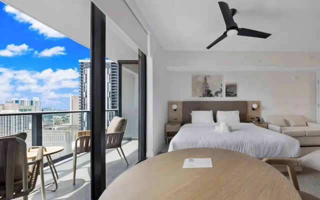 Modern Studio in Downtown Miami