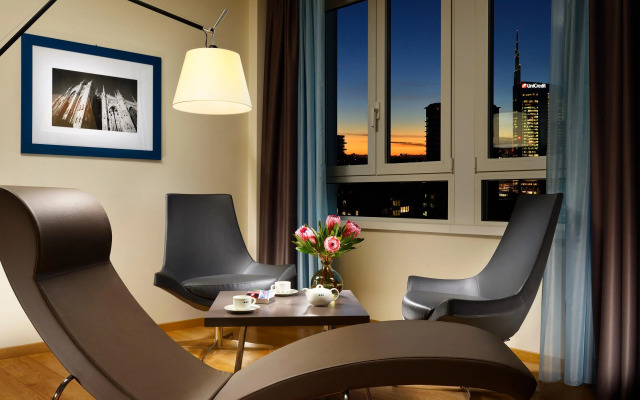 Отель Unahotels Century Milano