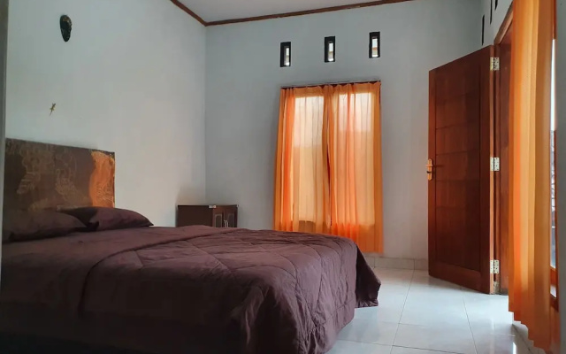 Gani Homestay
