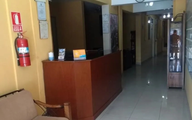 Corona Suite Hotel