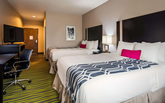 Best Western Plus Dilley Inn & Suites
