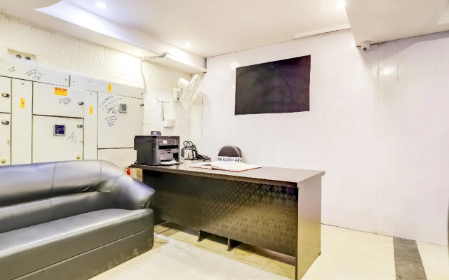 OYO Flagship 76287 Sai Upwan Sector 6C