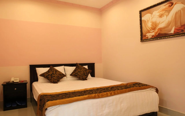 Linh Dan Hotel