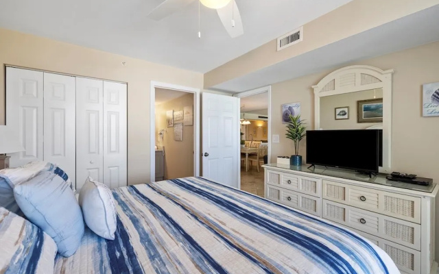 Pelican Beach 0815 2 Bedroom Condo by Pelican Beach Management