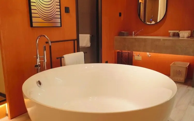 GuanLu Art hotel