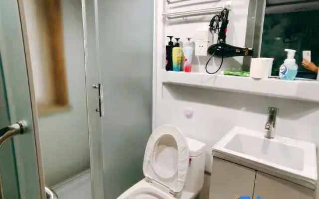 Yaoyi Apartment (Beijing Life Science Park Metro Station)