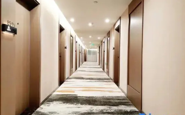 Qiyue Boutique Hotel (Lanyue Rose Garden)