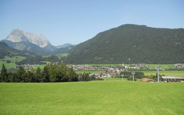 Scenic Apartment in Kaltenbach with Ski Storage And Parking