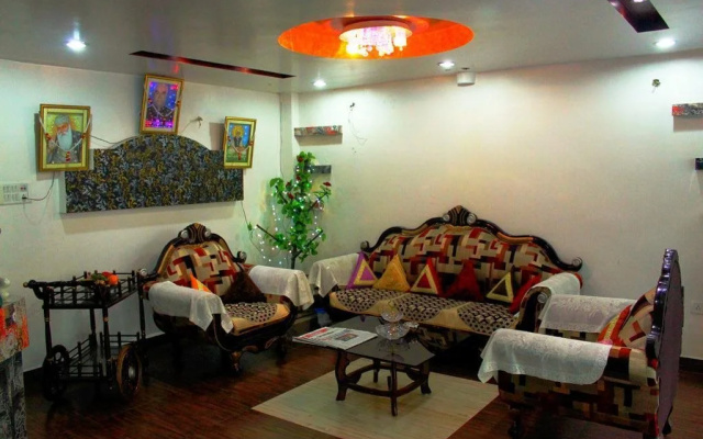 OYO 16216 Aanchal Residency