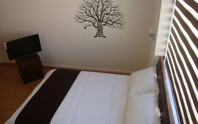 Hostal Urban Inn - Hostel