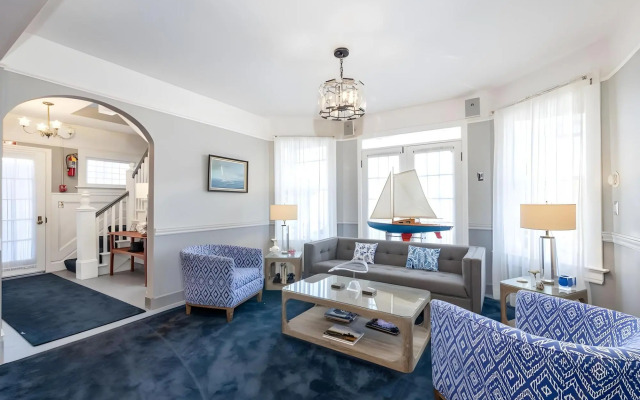 Nantucket Whale Inn