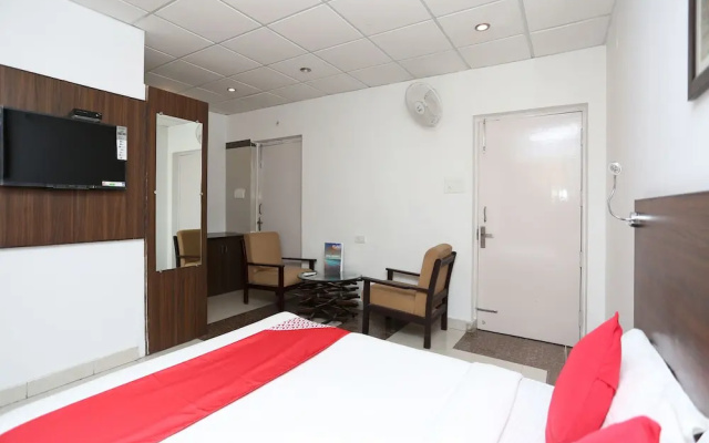 OYO 2767 Hotel Ganga Darshan 2