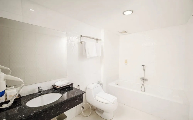 Ava Hotel Suvarnabhumi