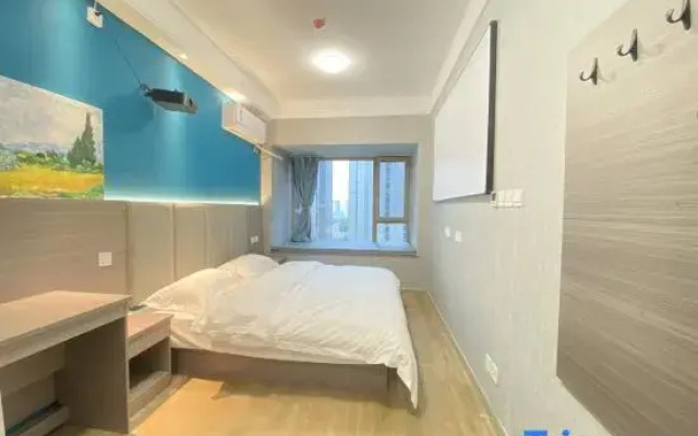 Yunlaike Homestay (Xingfu Greenbelt Wanshou South Road Subway Station)