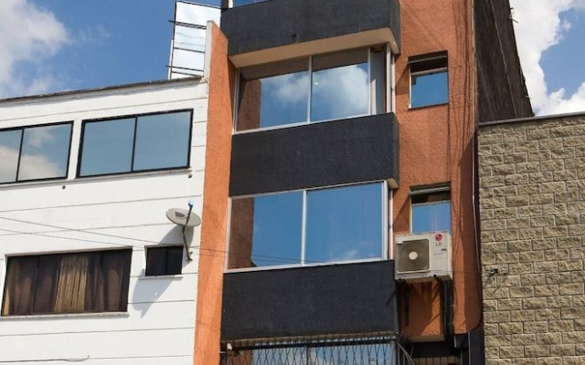 Calle 10 Apartments