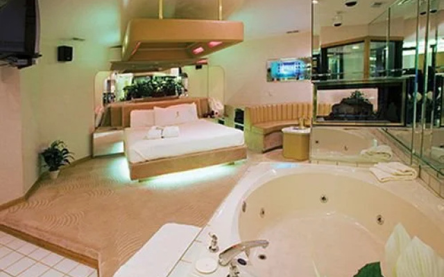 Sybaris Frankfort