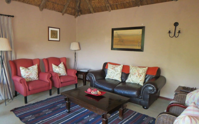Woodbury Lodge - Amakhala Game Reserve