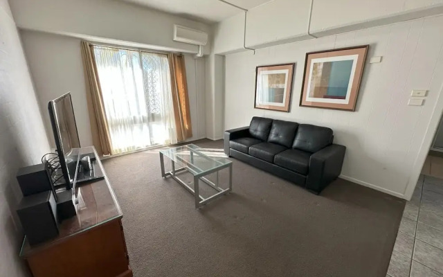 Central Ground Floor Apartment