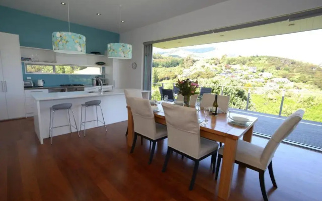 Akaroa Delight - Akaroa Holiday Home