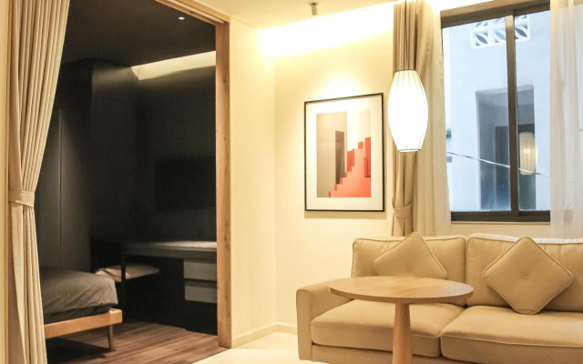 Golden Sands Service Apartment