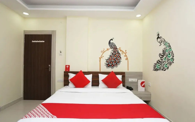 OYO 22476 Saanvi Paradise