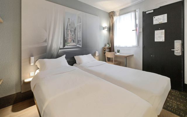 B&B HOTEL Alençon Nord