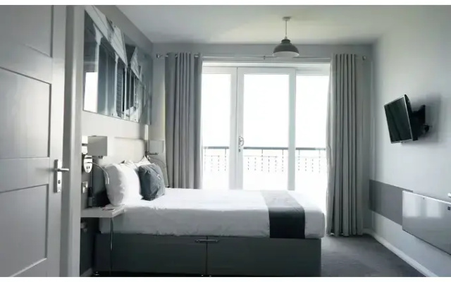 Allseasons Hotels Corton