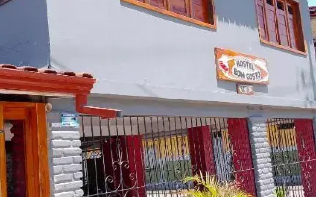 HOSTEL Bom Gosto